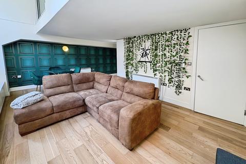 2 bedroom apartment to rent, Temple Lane, Merseyside L2