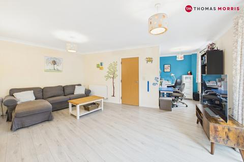 4 bedroom terraced house for sale, Skipper Way, St. Neots PE19