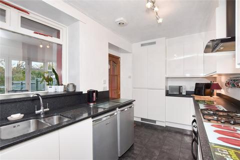 90 Appin Crescent, Dunfermline, KY12 7QS