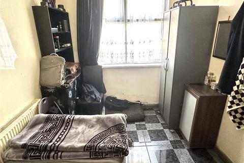 2 bedroom terraced house for sale, Mendip Avenue, West Midlands B8