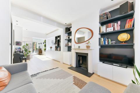4 bedroom house to rent, Nansen Road, SW11