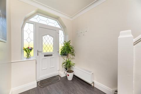 3 Moor Drive, Otley, LS21 1DZ