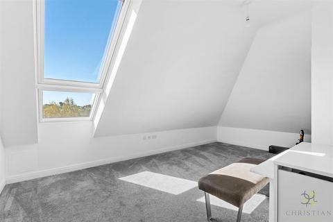 2 bedroom penthouse for sale, Kings Road, Evesham WR11