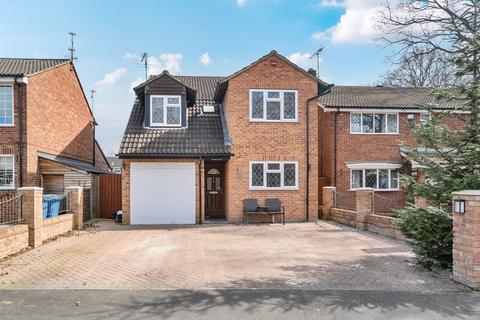5 bedroom detached house for sale, Cotswold Close,  Farnborough, GU14