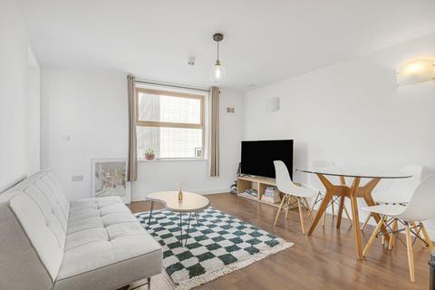 2 bedroom flat for sale, Lloyds Row, London EC1R