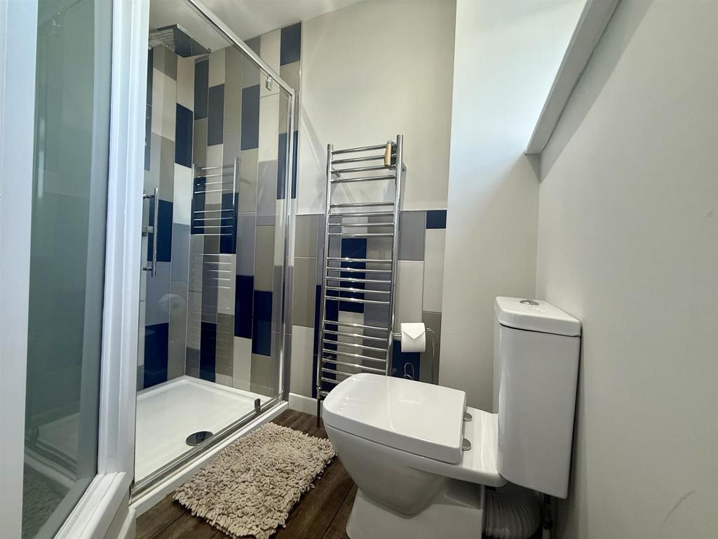 Showerroom.jpg