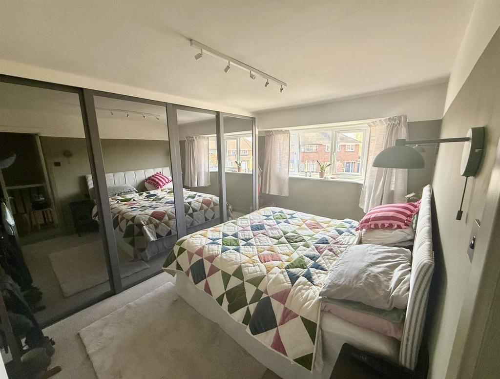 Bedroom1.jpg