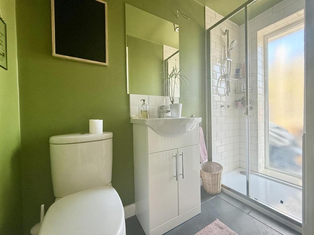 Shower Room2.jpg