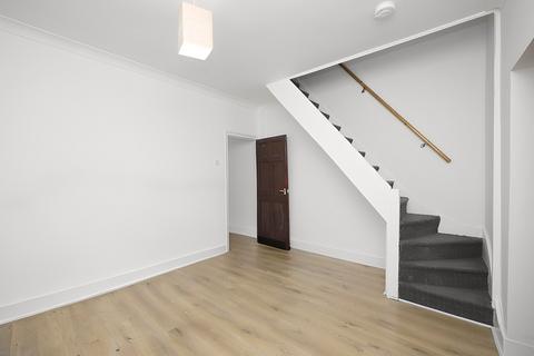 3 bedroom terraced house to rent, Aldworth Road, London, E15