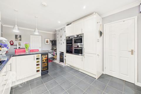 4 bedroom detached house for sale, High Road, Wortwell, Harleston