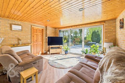 4 bedroom detached house for sale, High Road, Wortwell, Harleston