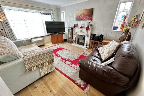 3 bedroom bungalow for sale, Hillylaid Road, Thornton FY5