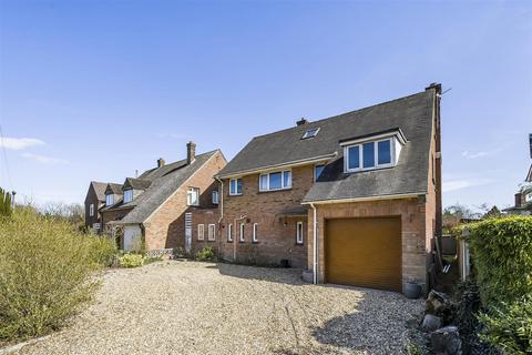 5 bedroom detached house for sale, Queens Road, Devizes