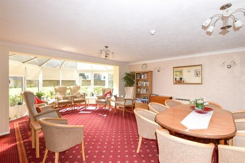 1 bedroom flat for sale, Peregrine Gardens, Shirley, Croydon, Surrey