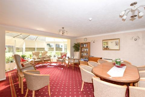 1 bedroom flat for sale, Peregrine Gardens, Croydon CR0