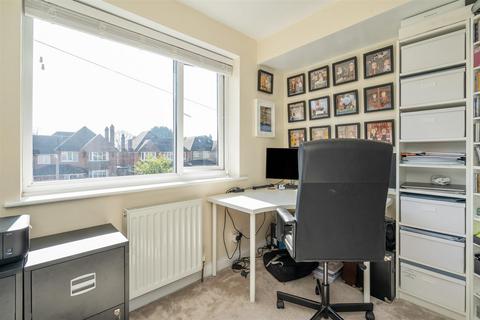 93 Buryfield Road, Solihull, B91 2DQ