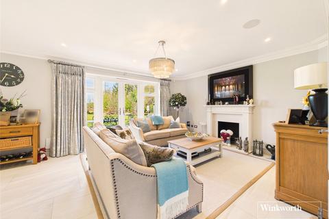 7 Sheffield Close, Pangbourne, Reading, RG8 7GD