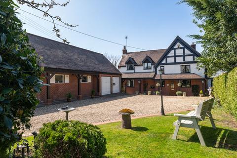 5 bedroom detached house for sale, Astwood Lane, Astwood Bank, Redditch, Worcestershire, B96