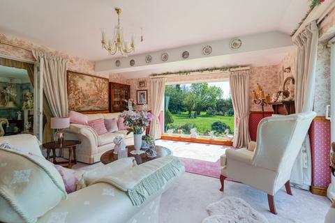 5 bedroom detached house for sale, Astwood Lane, Astwood Bank, Redditch, Worcestershire, B96
