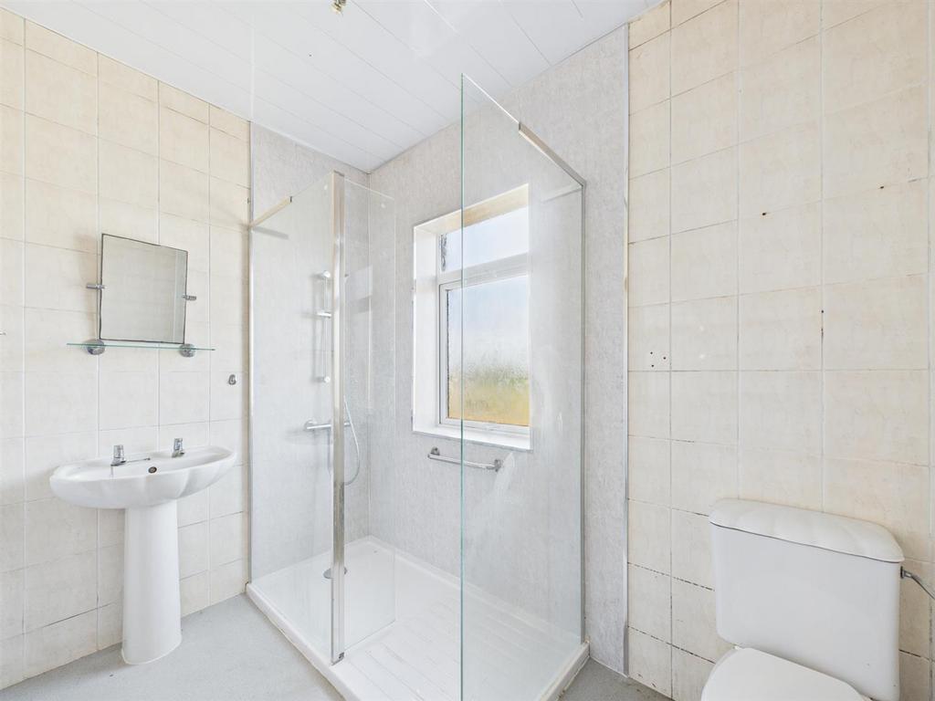 Shower.jpg