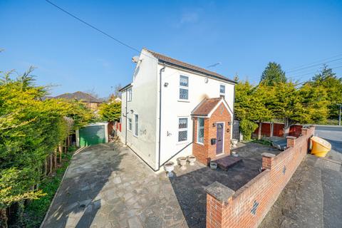 3 bedroom detached house for sale, Mabel Road, Swanley, Kent