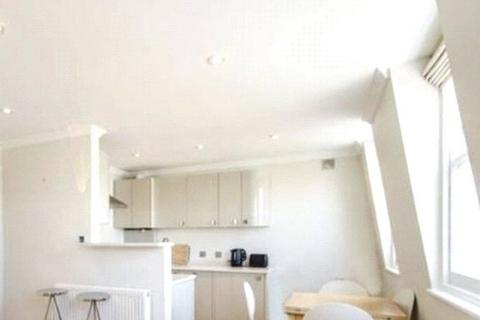 Eardley Crescent, London, SW5