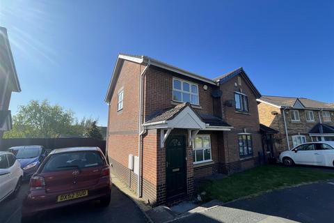 2 bedroom semi-detached house for sale, Broadheath Avenue, Prenton