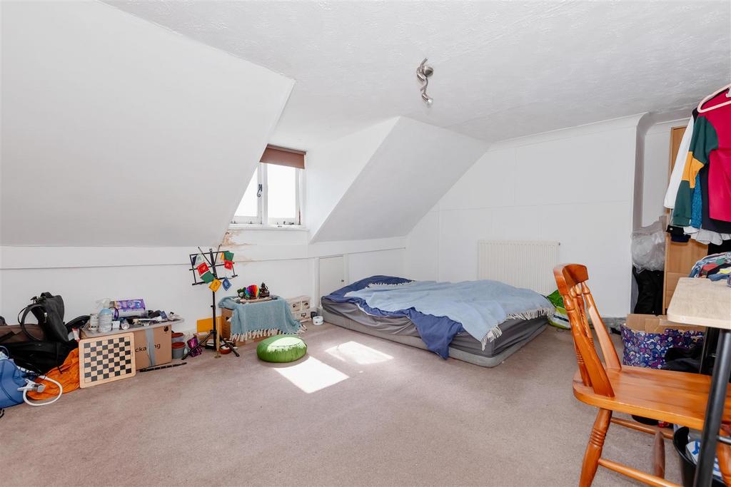 Warwick st 7.jpg