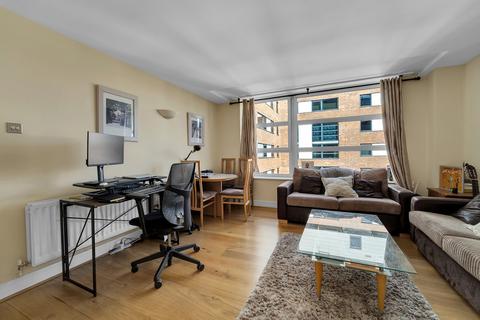 1 bedroom flat for sale, Buckingham Palace Road, London, SW1W