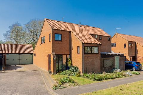 11 Kindleton, Great Linford, Milton Keynes, MK14 5EA