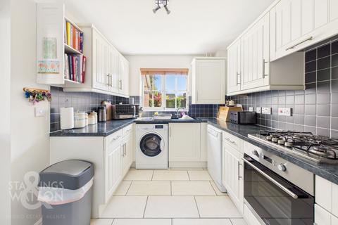 8 Clematis Way, Wymondham, NR18 0FX