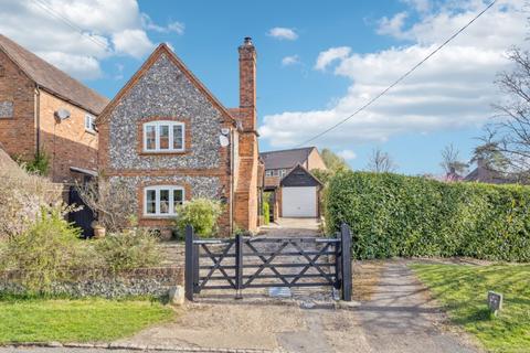 3 bedroom detached house for sale, Chapel Hill, Princes Risborough HP27