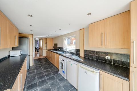 24 Columbia Road, Grimsby, DN32 8EA