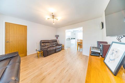 17 Arnside Avenue, Rainhill, Prescot, L35 9JH