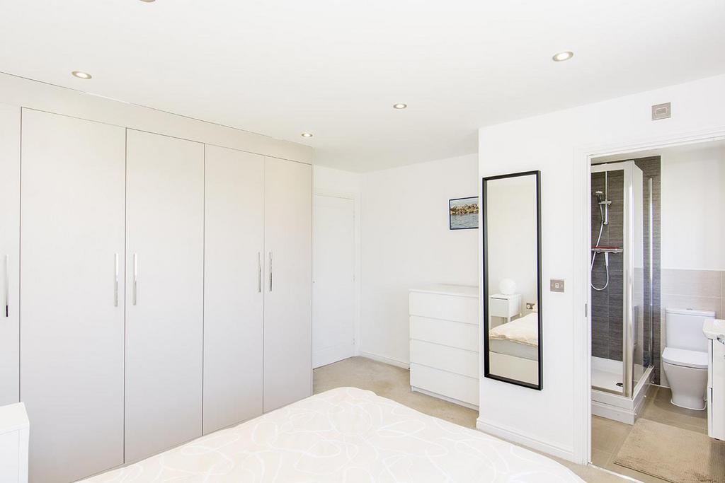 (Bedroom One Photo Two)