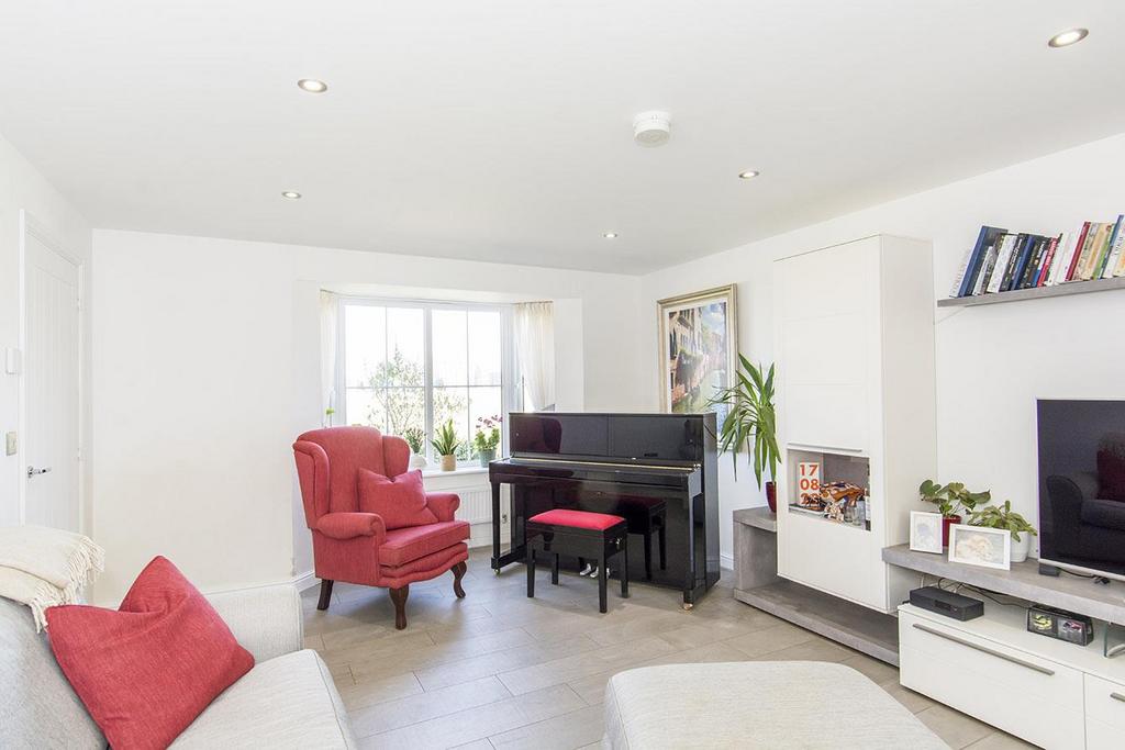 (Lounge Photo Two)