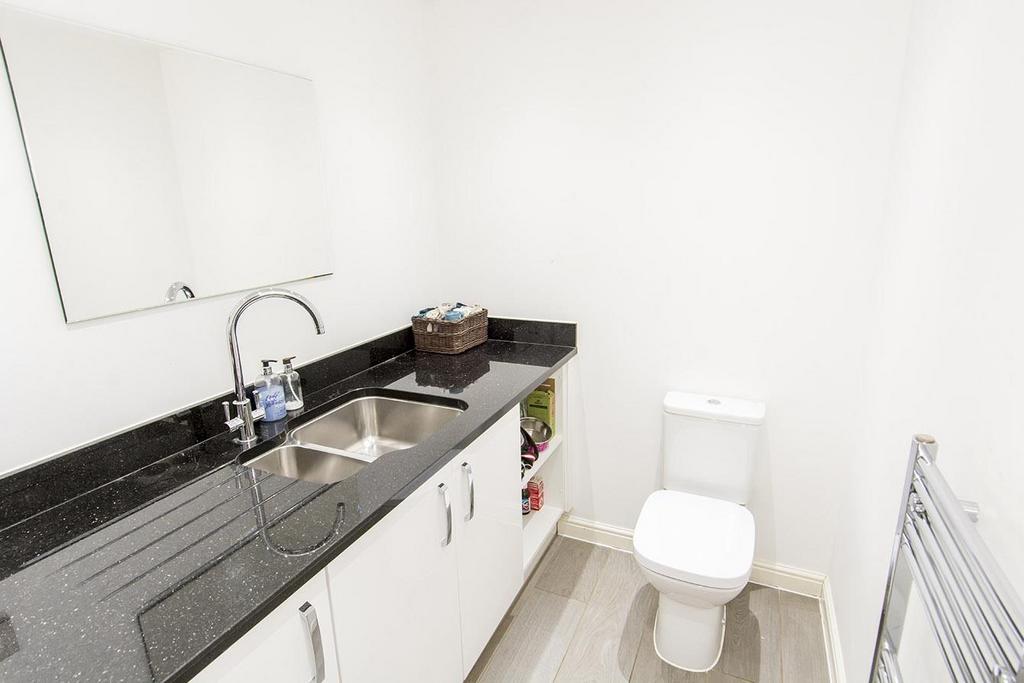Utility Room / WC