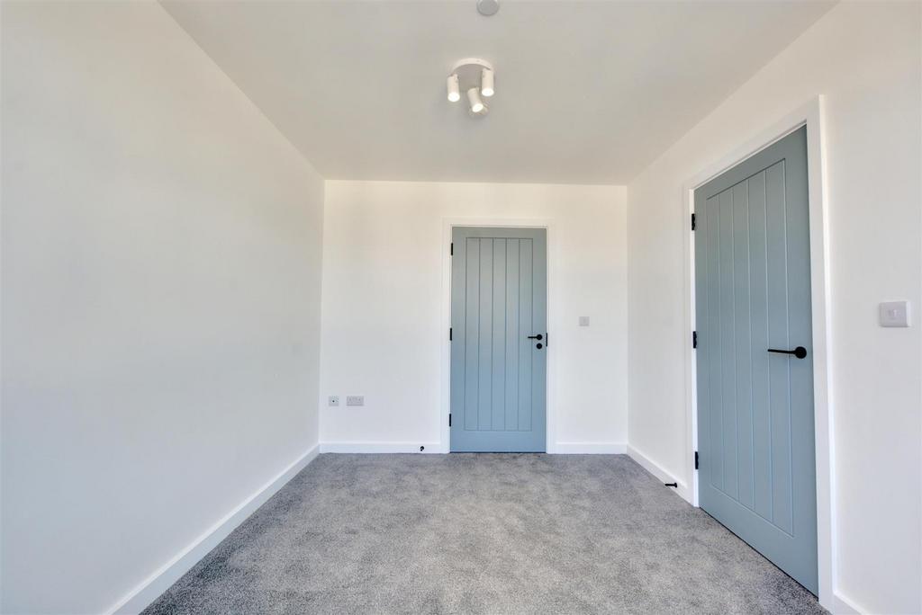 Bedroom 2.jpeg