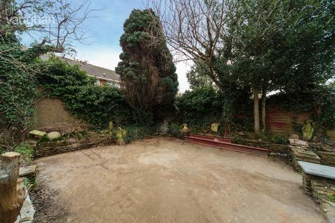 3 bedroom flat for sale, Old Shoreham Road, Portslade, East Sussex, BN41
