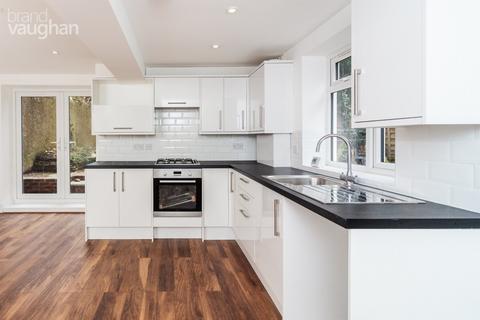3 bedroom flat for sale, Old Shoreham Road, Portslade, East Sussex, BN41