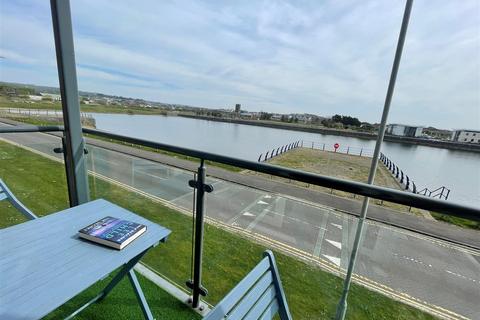 2 bedroom apartment for sale, Cwrt Naomi, Llanelli