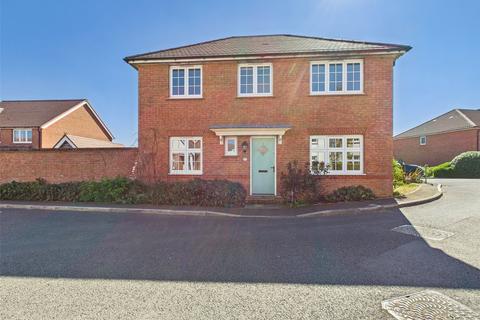 38 Kingdon Way, Holsworthy, EX22 6FN