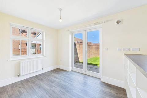 38 Kingdon Way, Holsworthy, EX22 6FN