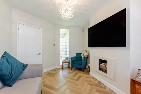 84 Beverley Avenue, Sidcup, DA15 8HE