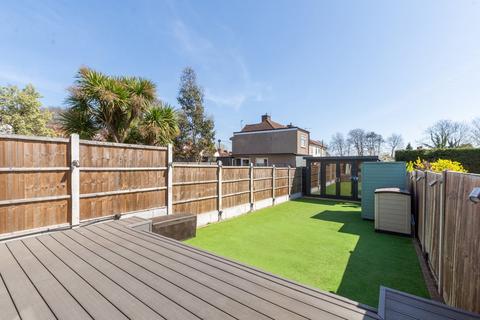 84 Beverley Avenue, Sidcup, DA15 8HE
