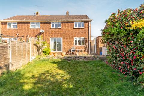 49 Bracken Bank, Ascot, SL5 8HW