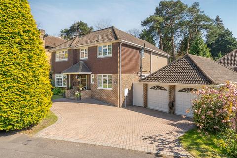 4 bedroom detached house for sale, Armitage Court, Sunninghill