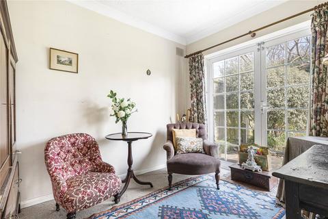 4 bedroom detached house for sale, Georgian Close, Bromley, BR2