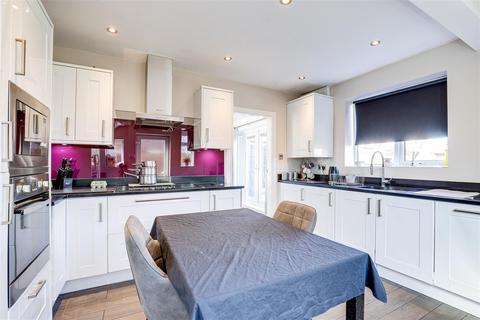 11 Arnside Road, Nottingham, NG5 5HE