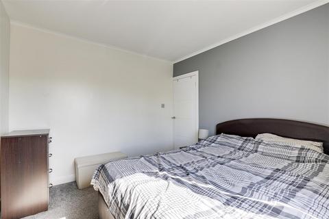 11 Arnside Road, Nottingham, NG5 5HE